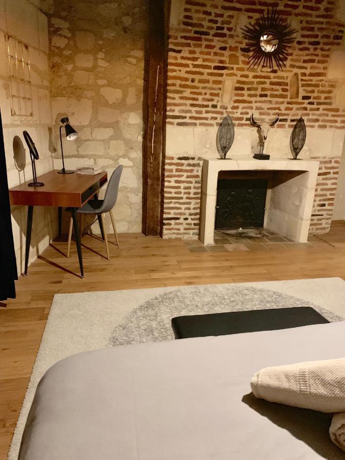 Appartement dans Immeuble 15 éme Siècles Vieux Tours Exterior foto