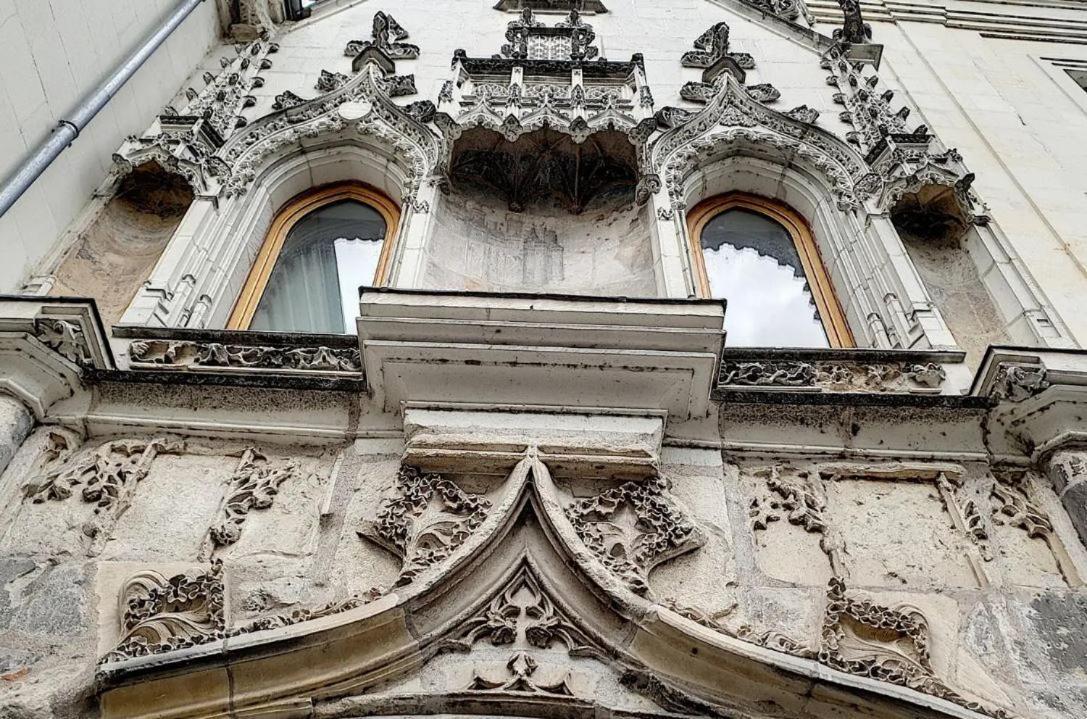 Appartement dans Immeuble 15 éme Siècles Vieux Tours Exterior foto